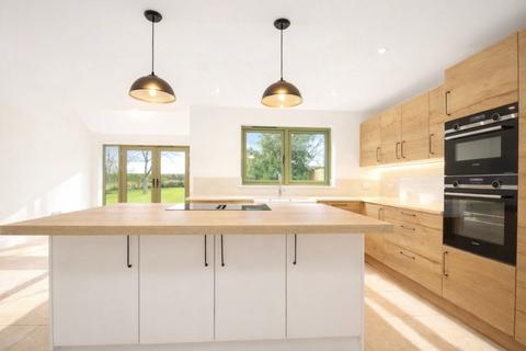 5 bedroom detached house to rent, Beech Barn, The Length, St. Nicholas At Wade, Birchington