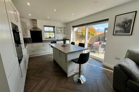 4 bedroom detached house for sale, Winter Place, Beverley