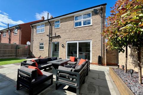 4 bedroom detached house for sale, Winter Place, Beverley