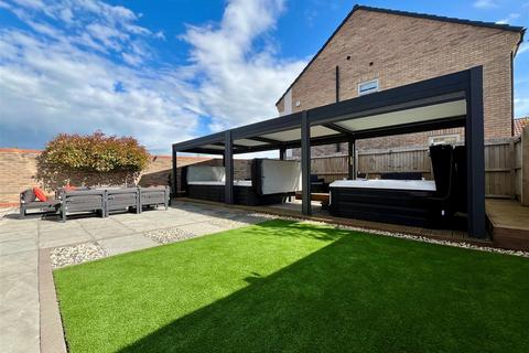 4 bedroom detached house for sale, Winter Place, Beverley