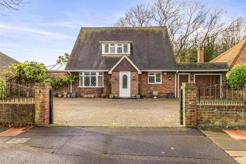 Parklands Avenue, Goring-By-Sea, Worthing
