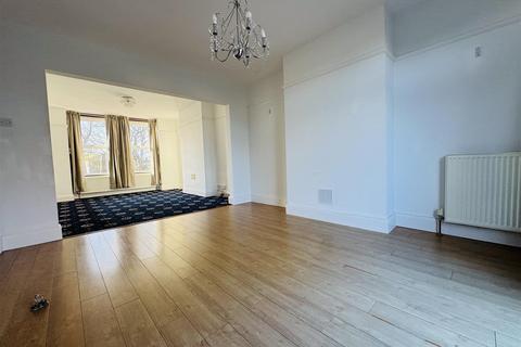 6 bedroom detached house for sale, Clapgate Lane, Ipswich IP3