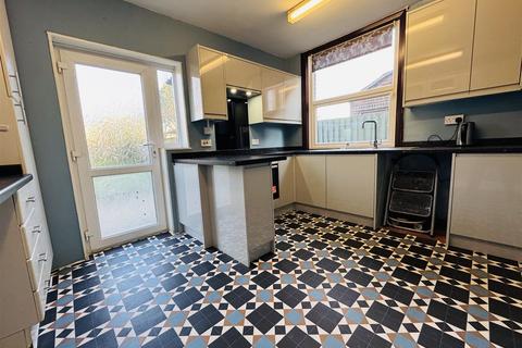 6 bedroom detached house for sale, Clapgate Lane, Ipswich IP3