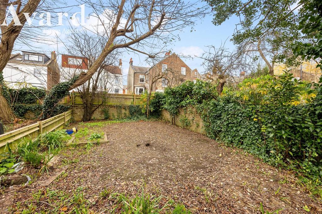 Florence Road 11, Flat 2-016.JPG