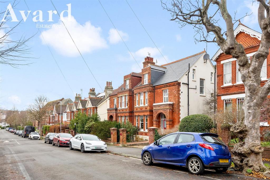 Florence Road 11, Flat 2-021.JPG