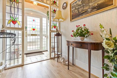 undefined, Woodlea Road, Worthing
