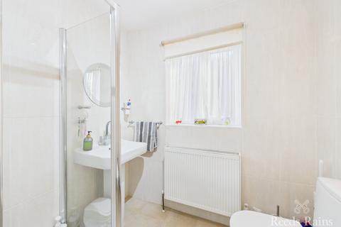 3 bedroom bungalow for sale, Evesham Croft, East Yorkshire YO16