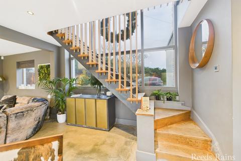 3 bedroom detached house for sale, Martongate, East Yorkshire YO16