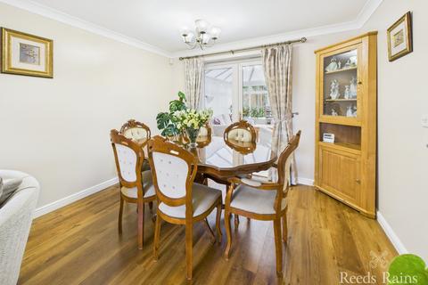 4 bedroom detached house for sale, Thirlby Way, North Yorkshire TS14