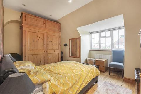 2 bedroom end of terrace house for sale, Dover House Road, Putney, SW15