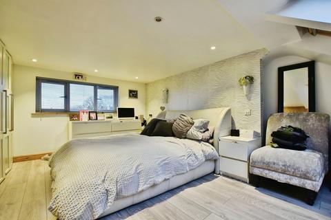 4 bedroom semi-detached house for sale, Okehampton Crescent, Greater Manchester M33