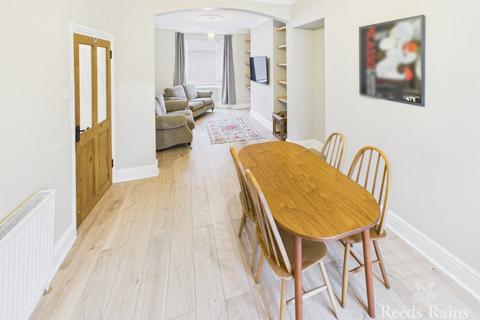 2 bedroom semi-detached house for sale, Park Street, North Yorkshire YO12