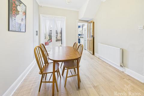 2 bedroom semi-detached house for sale, Park Street, North Yorkshire YO12