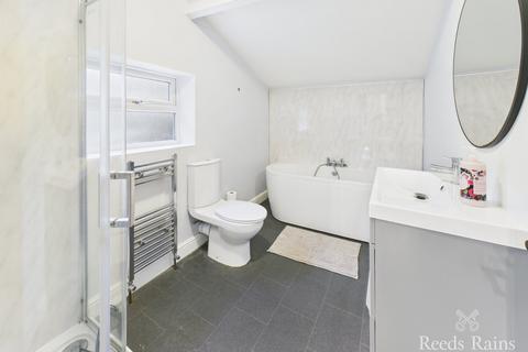 2 bedroom semi-detached house for sale, Park Street, North Yorkshire YO12