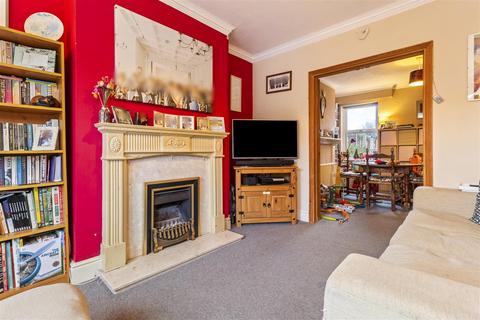 3 bedroom terraced house for sale, Goring Road, Goring-By-Sea, Worthing