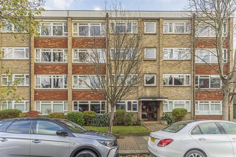 Daylesford Avenue, Putney, SW15