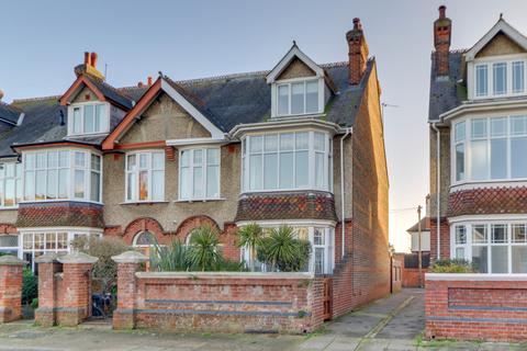 4 bedroom semi-detached house for sale, Selsey Avenue, Southsea