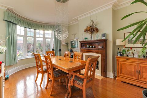 4 bedroom semi-detached house for sale, Selsey Avenue, Southsea