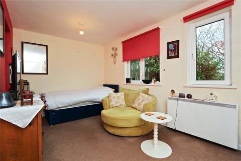 1 bedroom flat for sale, Mollyfair Close, Tyne and Wear NE40
