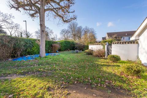 undefined, Islet Road, Maidenhead SL6