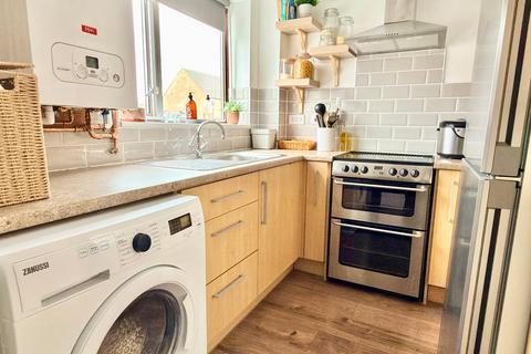 2 bedroom terraced house for sale, Hawthorn Way, Tewkesbury GL20