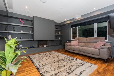 5 bedroom detached house for sale, Heywood Hall Road, Heywood, Greater Manchester, OL10 4UZ