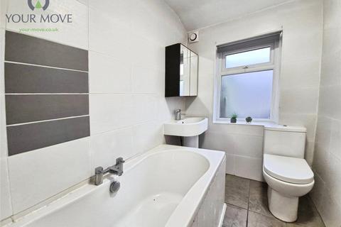 3 bedroom terraced house to rent, Ashgrove, Bradford BD10