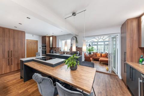 3 bedroom detached house for sale, Queensbury Drive, Newcastle upon Tyne NE15
