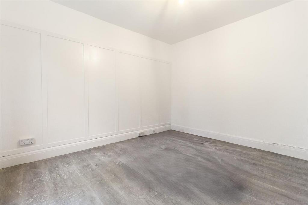 4. 91 Stamner Court-011.JPG