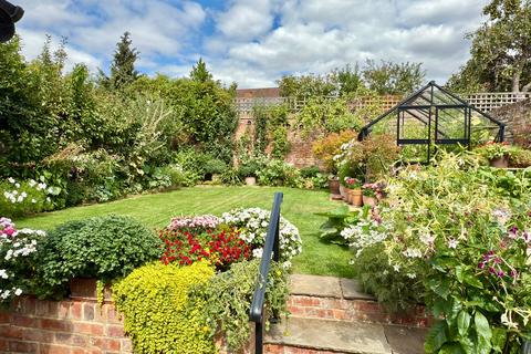 undefined, St Marys Lane, Tewkesbury GL20