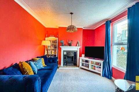 3 bedroom end of terrace house for sale, Hollywood Road, Brislington, Bristol, BS4 4LE