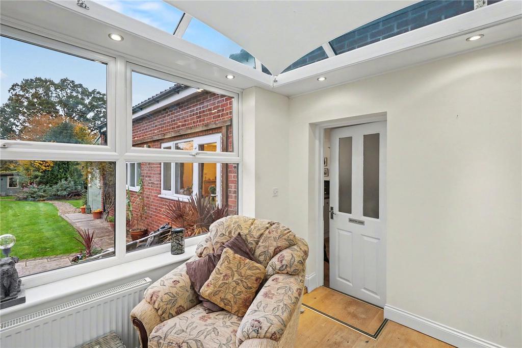 Access To Annexe