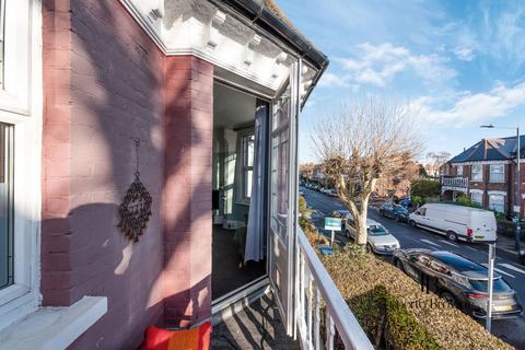 1 bedroom flat for sale, Hamilton Road, NW10