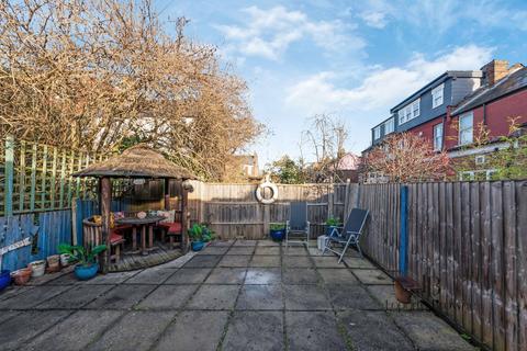 1 bedroom flat for sale, Hamilton Road, NW10