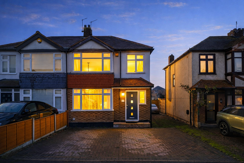 3 bedroom semi-detached house for sale, Noreen Avenue, Sheerness ME12