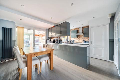 3 bedroom semi-detached house for sale, Noreen Avenue, Sheerness ME12