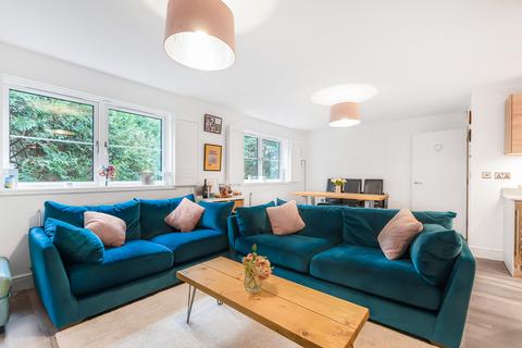 undefined, Willow Court, Welwyn, Hertfordshire, AL6