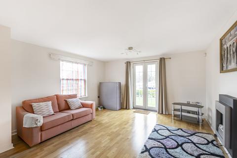 2 bedroom flat for sale, Merrifield Court, Welwyn Garden City, Hertfordshire, AL7