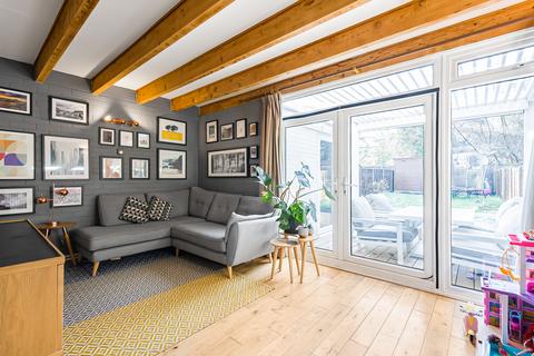 3 bedroom terraced house for sale, Daniells, Welwyn Garden City, Hertfordshire, AL7