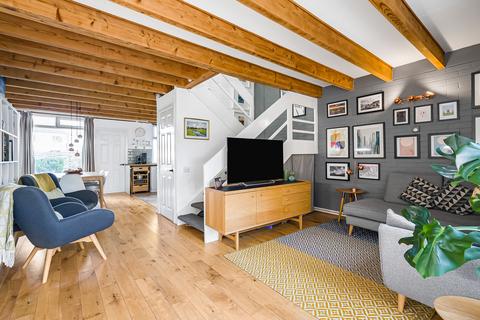 3 bedroom terraced house for sale, Daniells, Welwyn Garden City, Hertfordshire, AL7