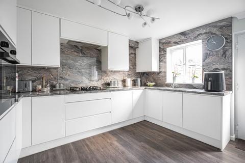 3 bedroom terraced house for sale, Dalewood, Welwyn Garden City, Hertfordshire, AL7