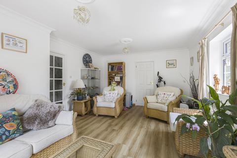 3 bedroom detached bungalow for sale, Elm Gardens, Welwyn Garden City, Hertfordshire, AL8