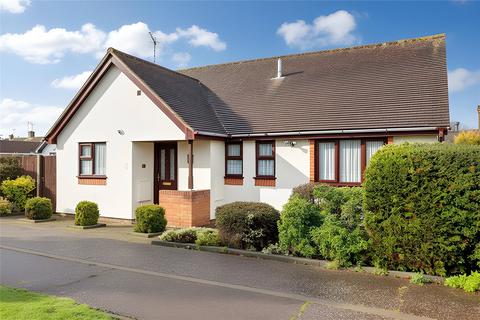 3 bedroom bungalow for sale, Connaught Drive, South Woodham Ferrers, Chelmsford, Essex, CM3