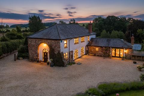 5 bedroom detached house for sale, Bow, Crediton, EX17