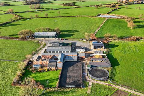 6 bedroom detached house for sale, Nantwich Road, Cheshire, Wimboldsley CW10 0LL