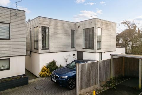 3 bedroom detached house for sale, Coleridge Road, Cambridge, CB1