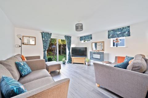 3 bedroom terraced house for sale, Ellesmere Road, Cambridge, CB4