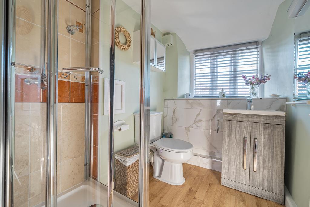 Family Shower Room