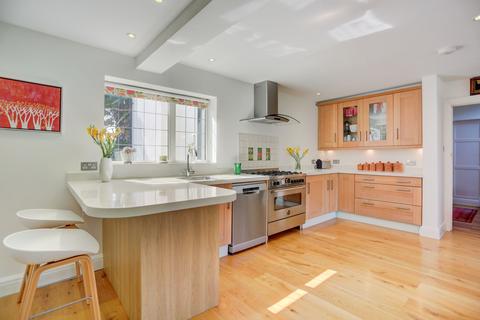 4 bedroom detached house for sale, Hove Park Road, Hove, BN3