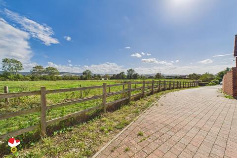 4 bedroom detached house for sale, Swallowcroft, Eastington, Stonehouse, GL10